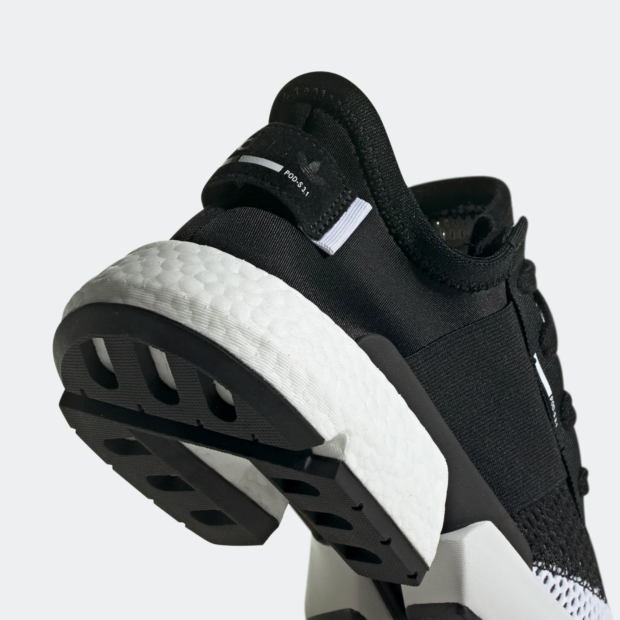 Adidas Men's Pod S3.1 Shoes - Core Black Cloud White / Crystal White