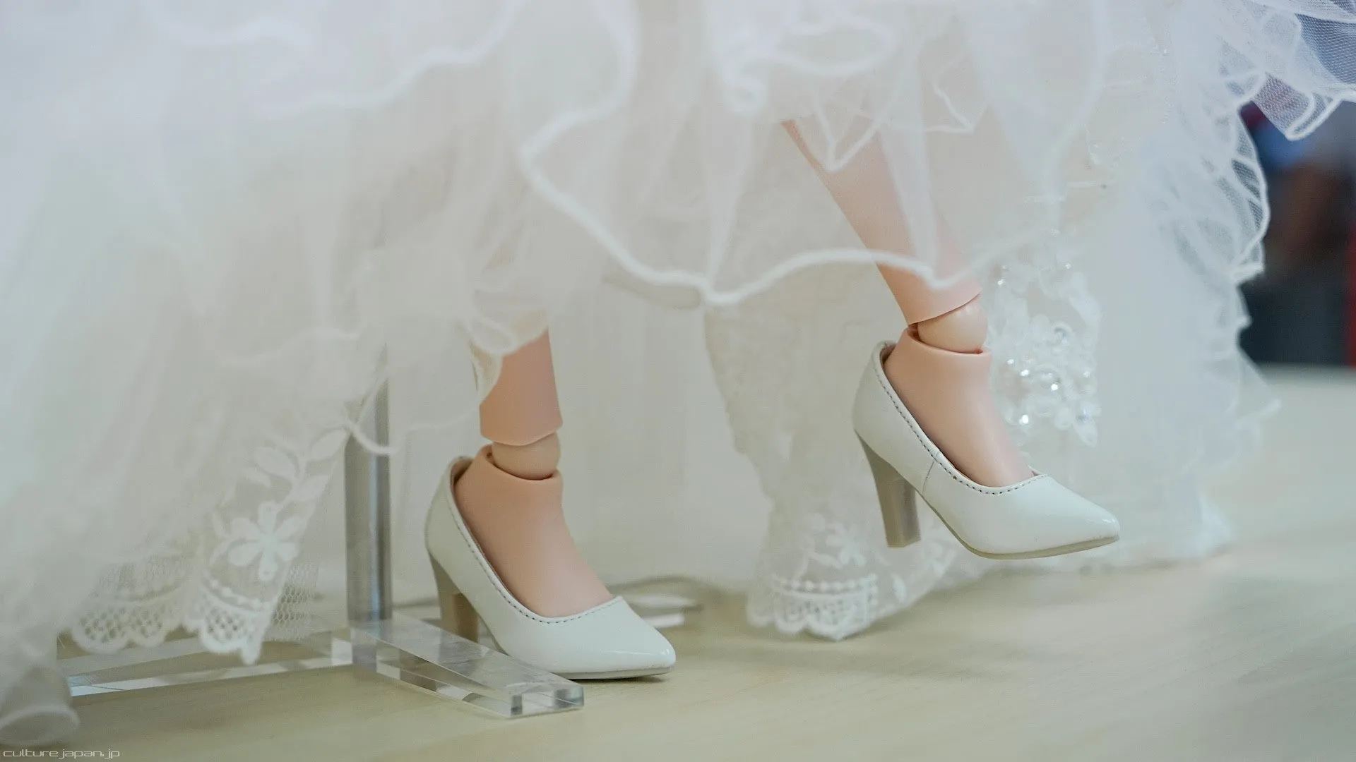 High Heel Shoes White