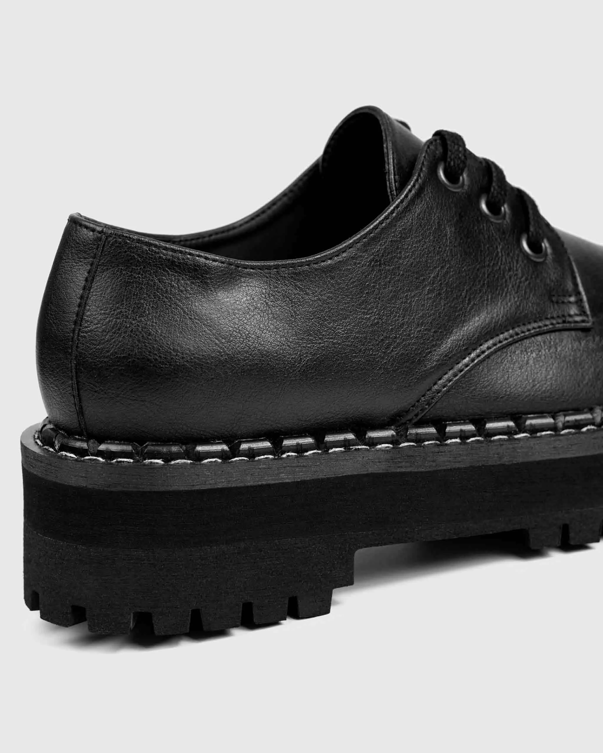 Men's Chunky Grape Leather Vegan Derby | Black