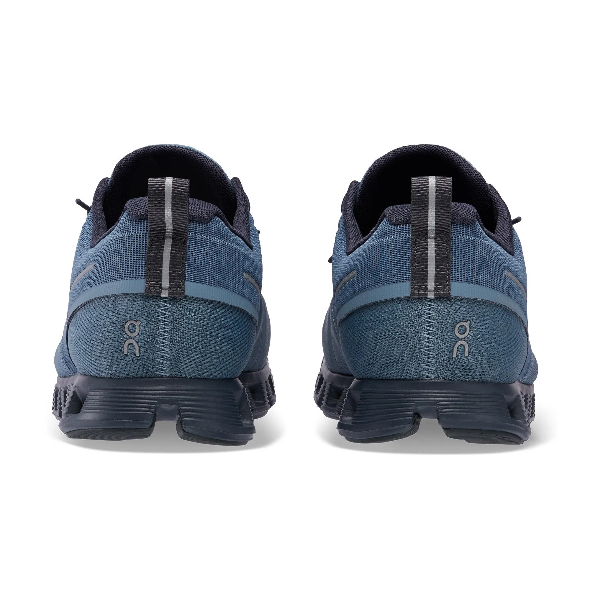 ON Running Men's Cloud 5 Waterproof Running Shoe