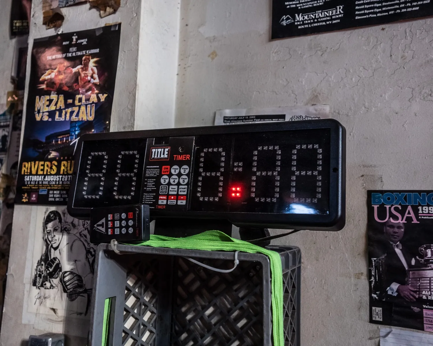 TITLE Platinum Professional Fight & Gym Timer