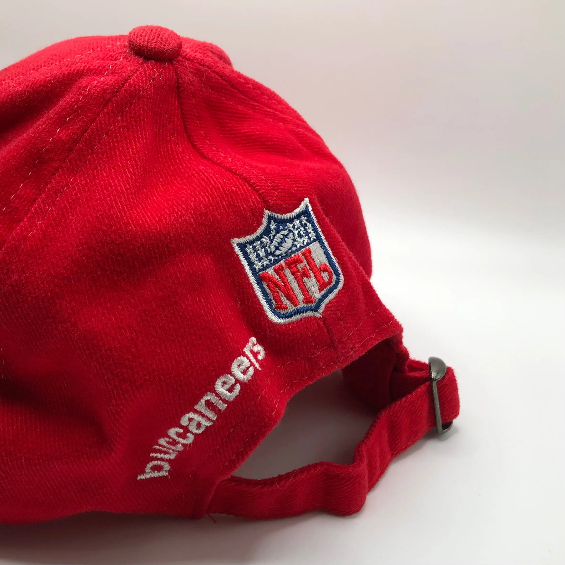 Vintage Tampa Bay Buccaneers Strapback Hat