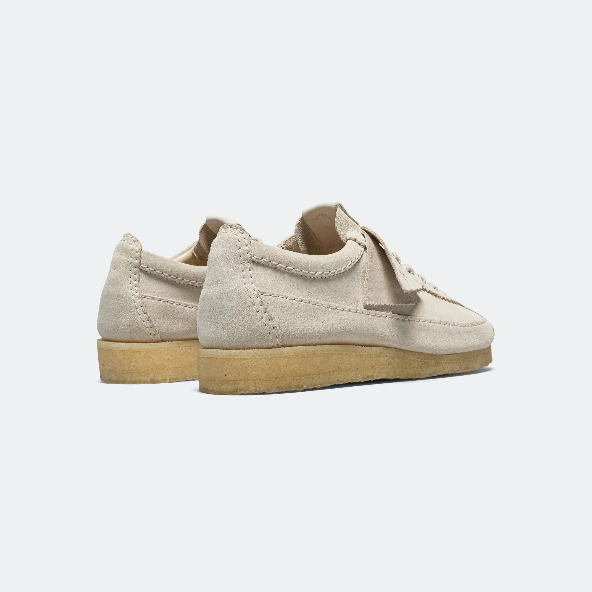 Wallabee Tor - Off White Suede